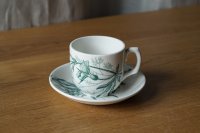 花蝶柄ディネット陶器 カップ&ソーサー