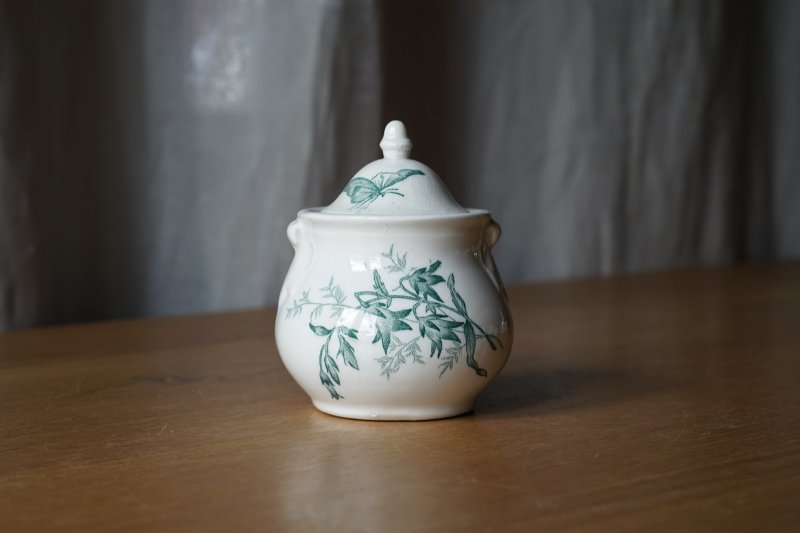 画像1: 花蝶柄ディネット陶器 シュクリエ h8.8cm