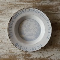 ホーロー アルファベットプレート φ18.5cm