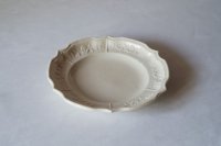 Rambervillers 花レリーフ皿 φ19.8cm
