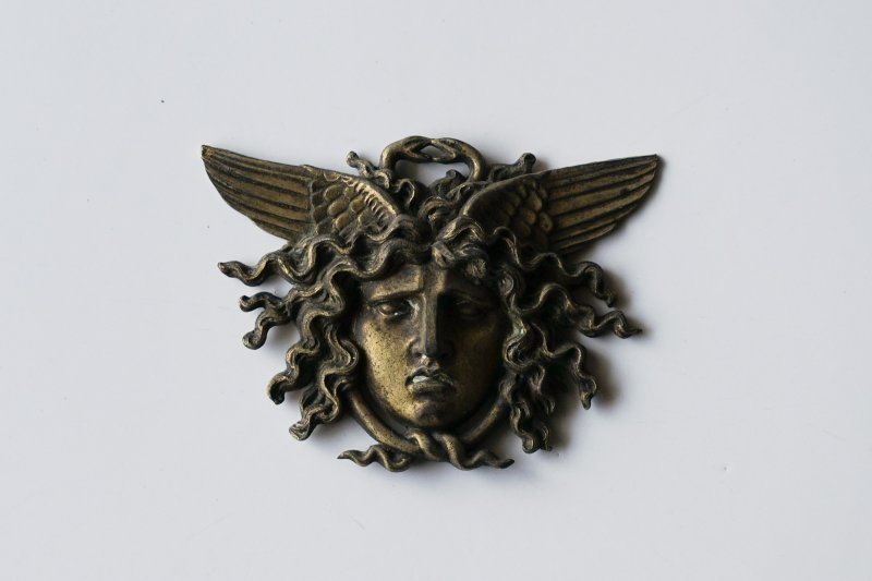 画像1: メドゥーサ ブロンズオーナメント 8.5×6cm