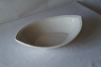 Moustiers 白釉 舟形ボウル 36cm