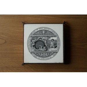 画像: Josiah Wedgwood&Sons グリザイユトリベット