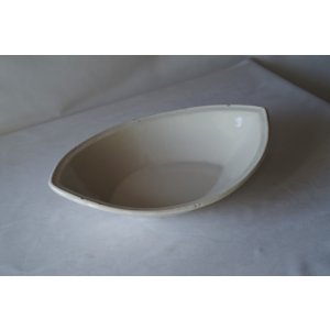 画像: Moustiers 白釉 舟形ボウル 36cm