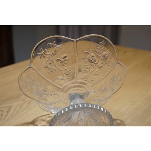 画像: 植物レリーフ ガラスコンポティエ h12.8cm