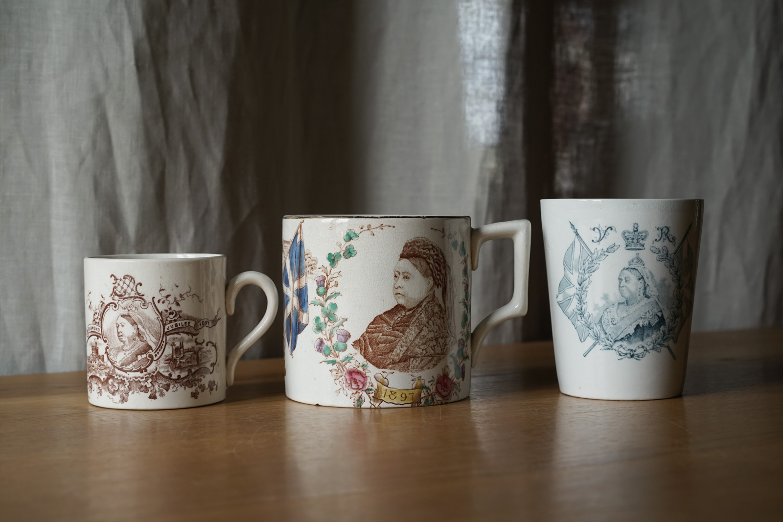 画像1: ヴィクトリア女王即位60年記念 コーヒーカップ h7cm