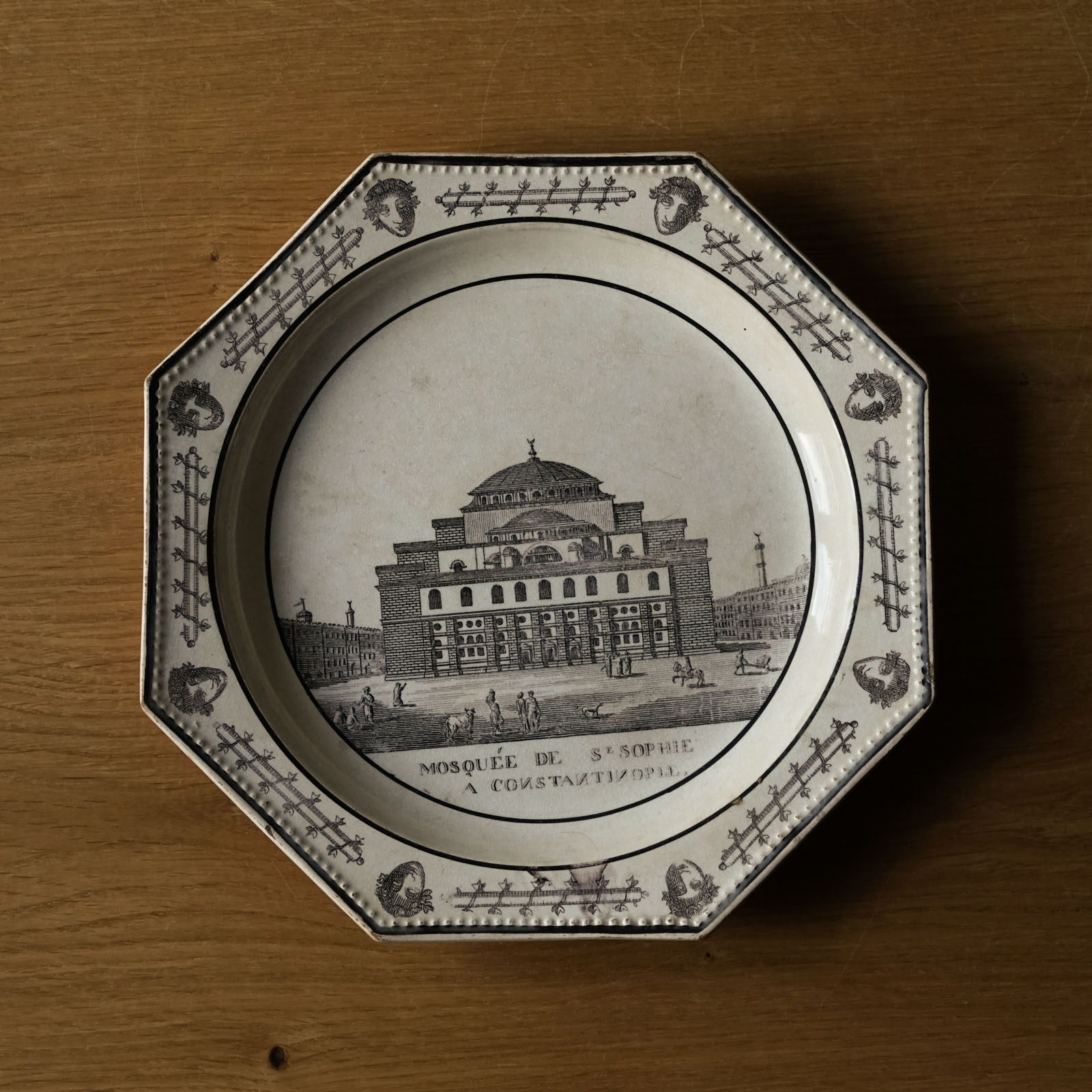 画像1: Montereau モニュメント グリザイユ オクトゴナル皿